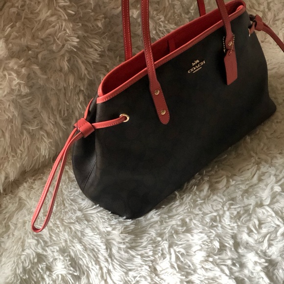 Coach Drawstring Carryall Signature Canvas Purse - Picture 7 of 16